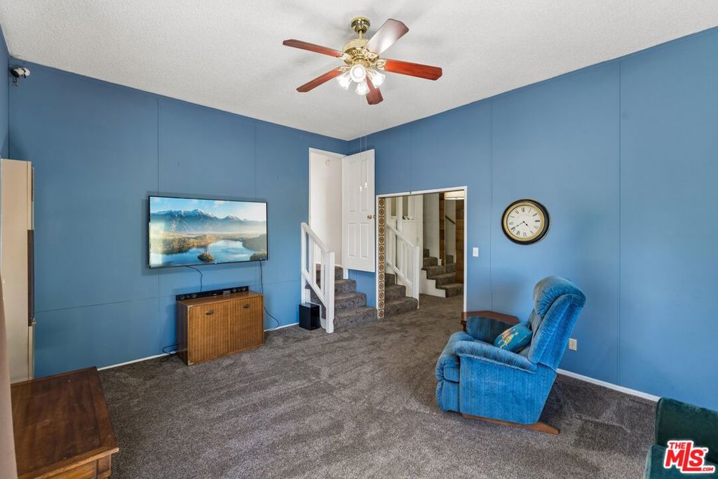 26857 Crestview Drive Property Photo 3