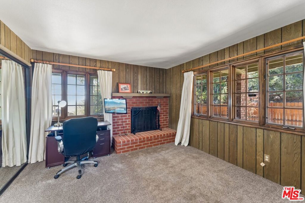 26857 Crestview Drive Property Photo 33
