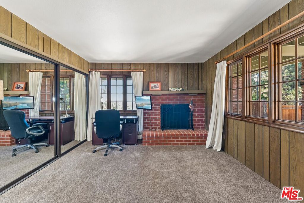 26857 Crestview Drive Property Photo 35