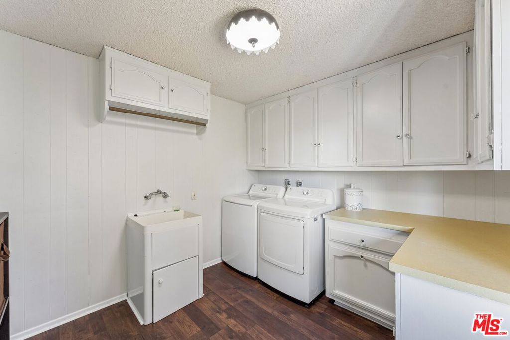 26857 Crestview Drive Property Photo 40