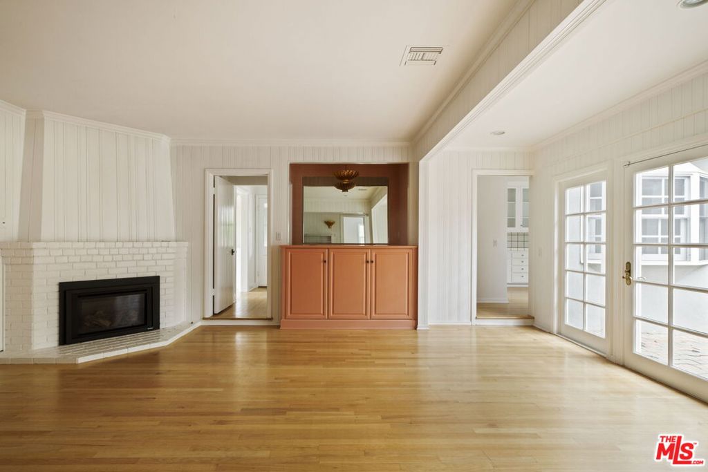 14907 Camarosa Drive Property Photo 7