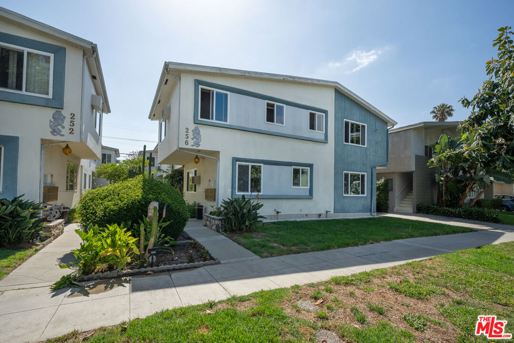 256 S Doheny Drive 1 Property Photo 1