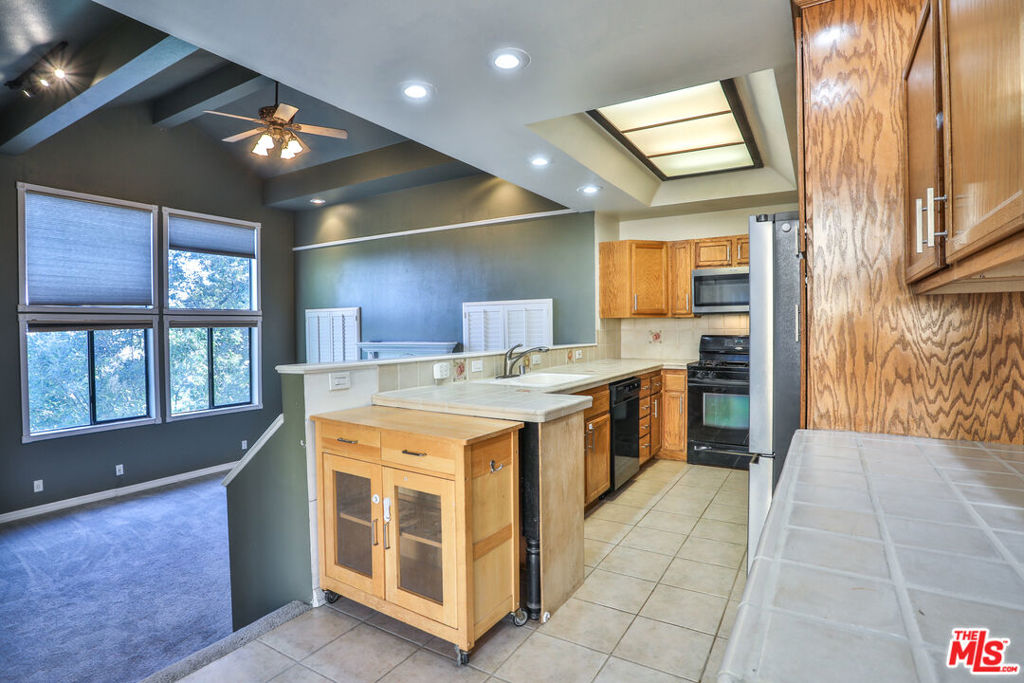 30139 Enchanted Way Property Photo 9