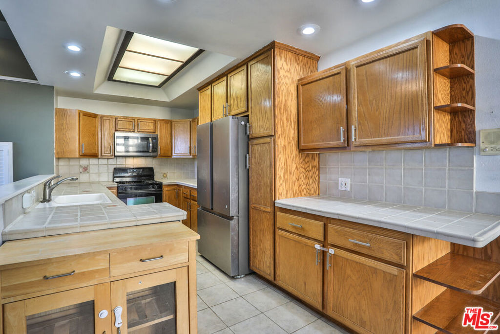 30139 Enchanted Way Property Photo 10