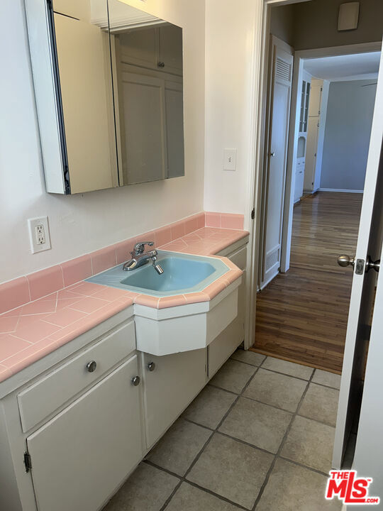 5820 W Olympic Boulevard 3 Property Photo 17