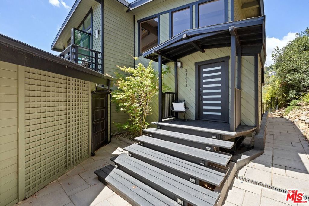 21625 Saddle Peak Road Property Photo 49