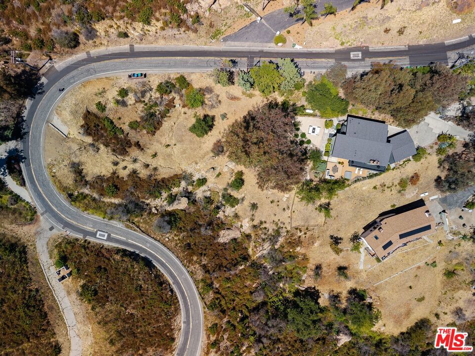 21625 Saddle Peak Road Property Photo 56