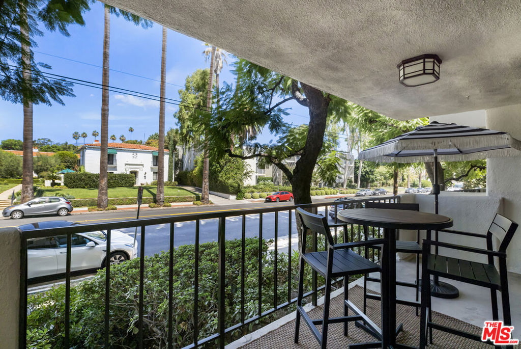 330 W California Boulevard 101 Property Photo 8