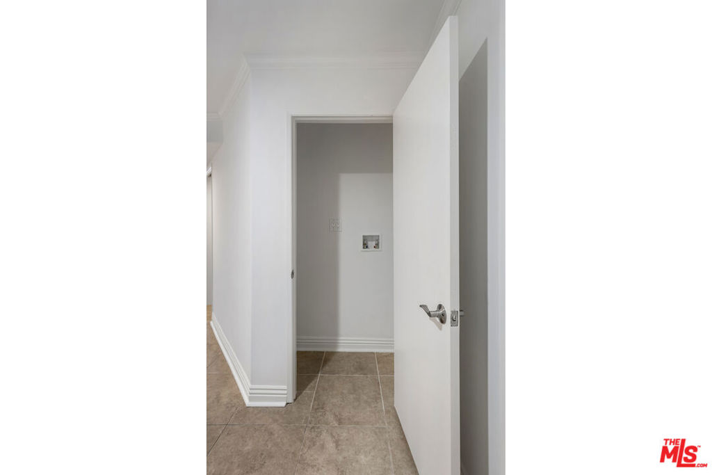 330 W California Boulevard 101 Property Photo 34