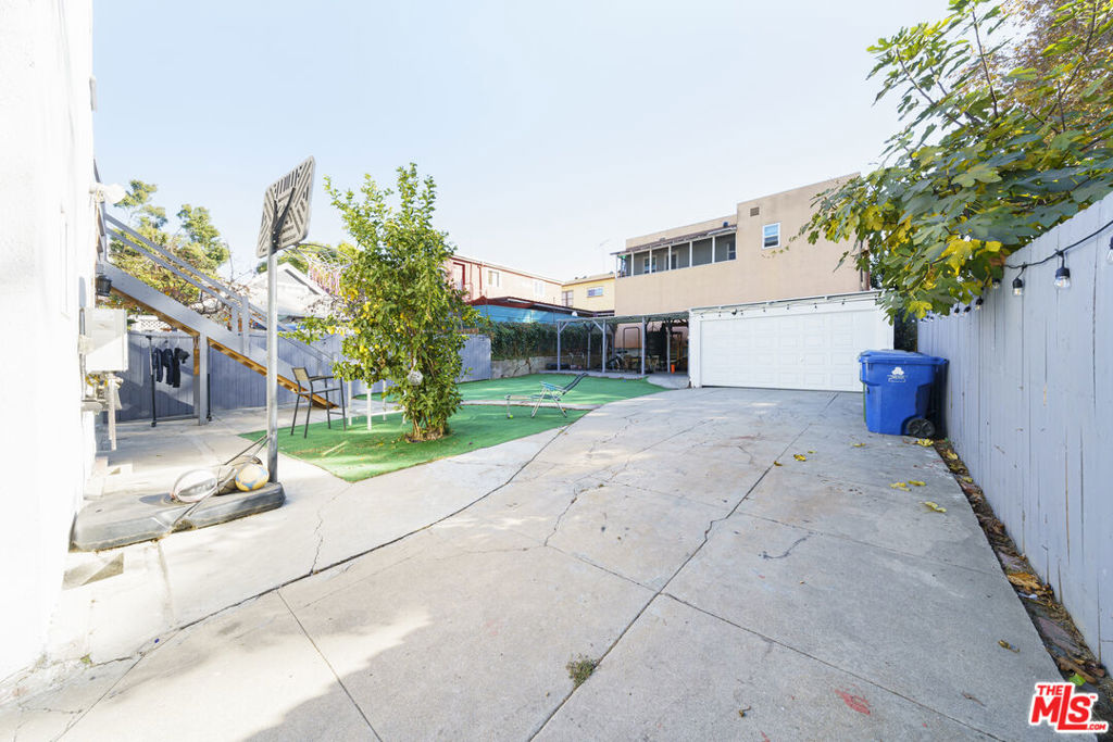 422 N Reno Street Property Photo 16
