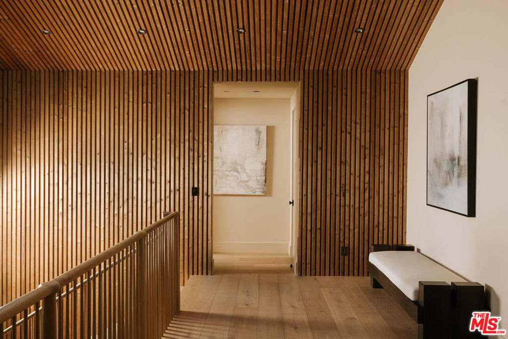 5287 Round Meadow Road Property Photo 15