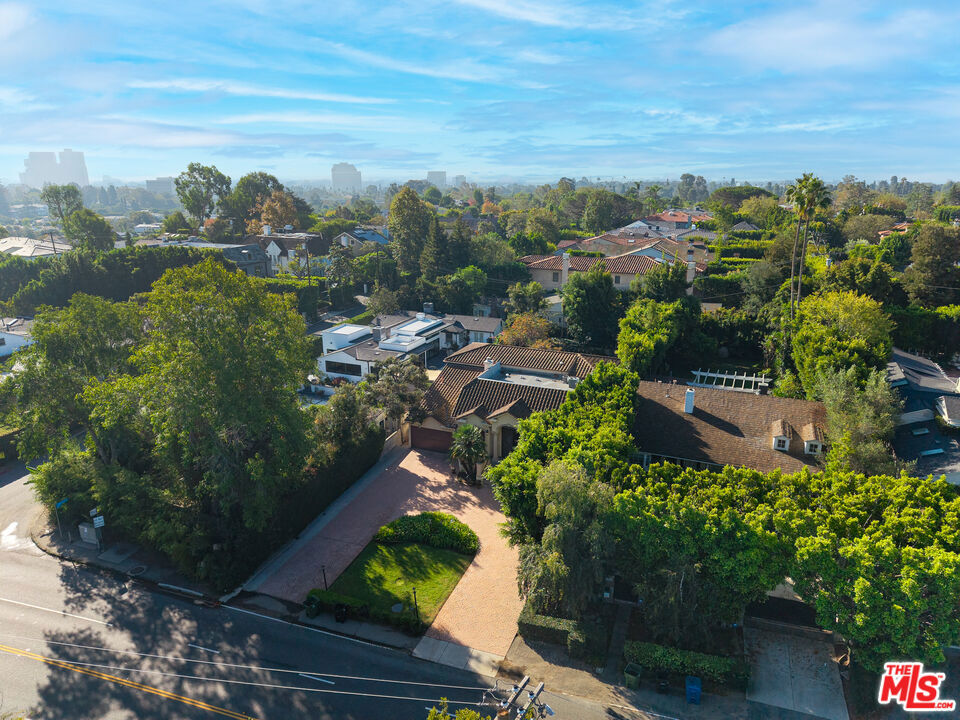 12408 W Sunset Boulevard Property Photo 3