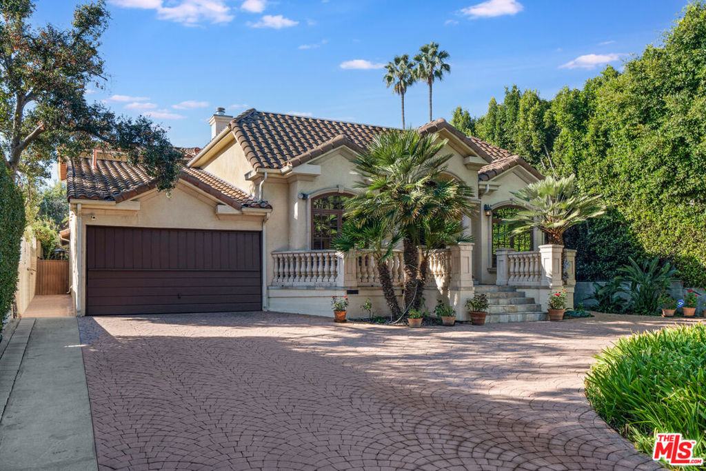 12408 W Sunset Boulevard Property Photo 4