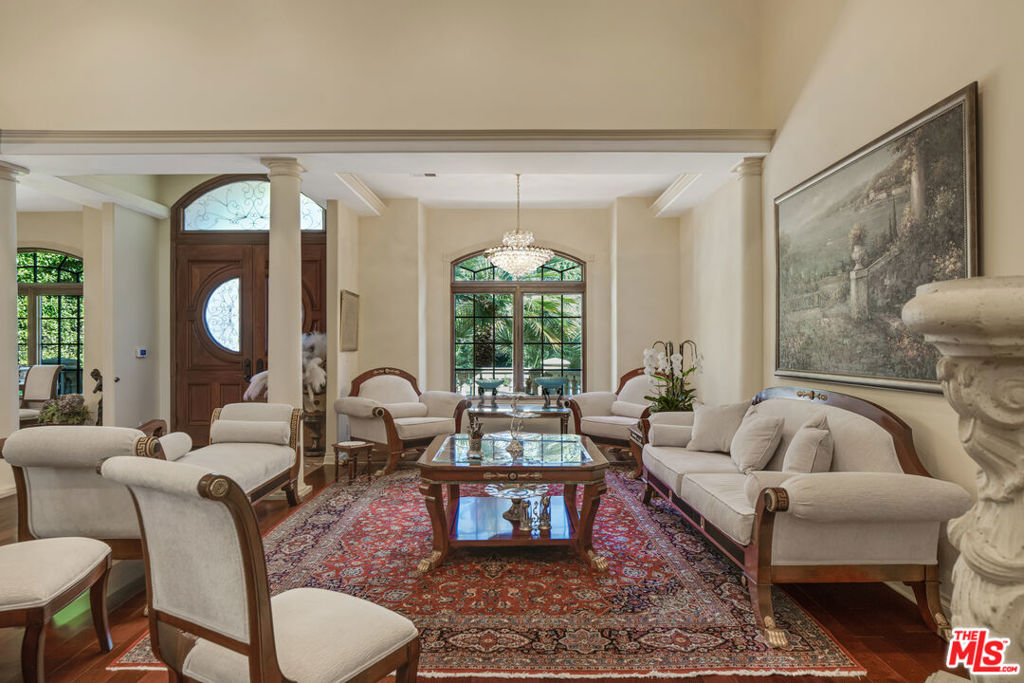 12408 W Sunset Boulevard Property Photo 12