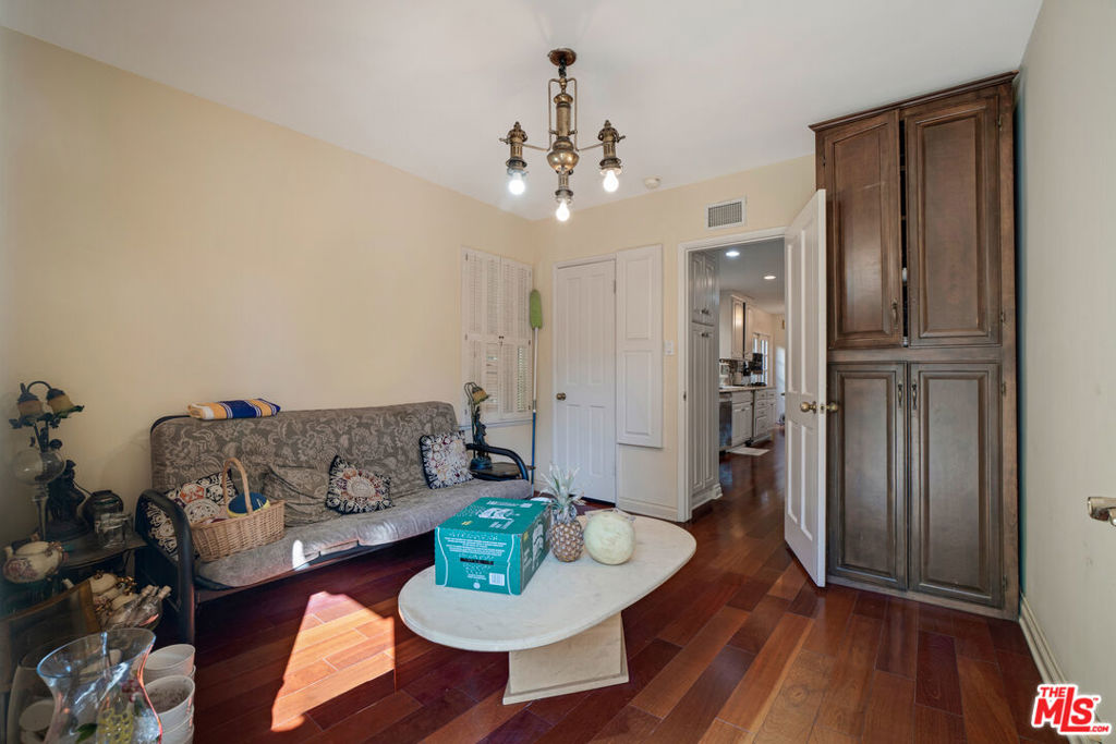 12408 W Sunset Boulevard Property Photo 27