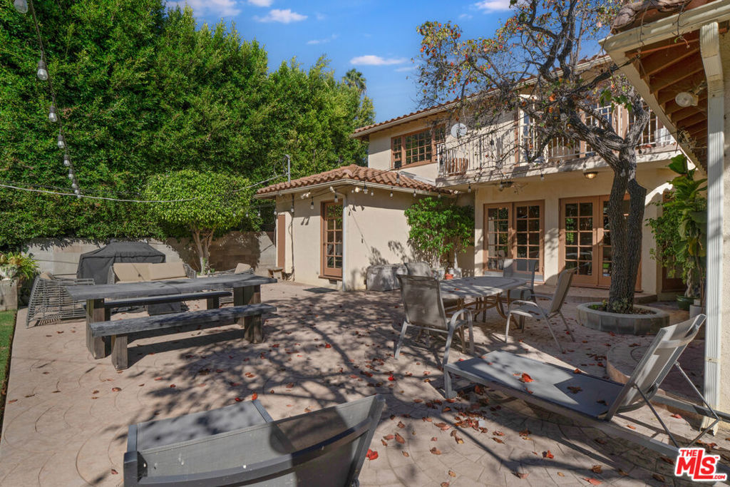 12408 W Sunset Boulevard Property Photo 34