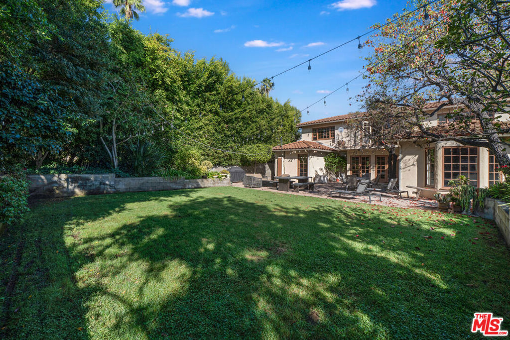 12408 W Sunset Boulevard Property Photo 36