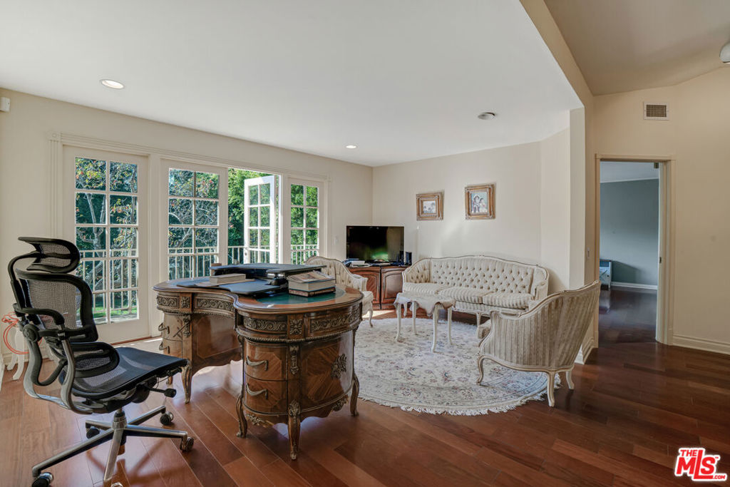 12408 W Sunset Boulevard Property Photo 45