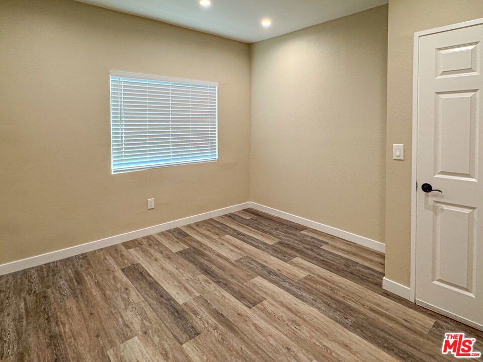 702 Crenshaw Boulevard Property Photo 25