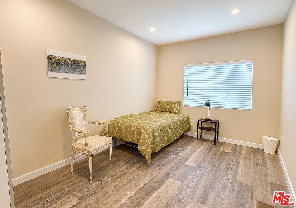702 Crenshaw Boulevard Property Photo 28