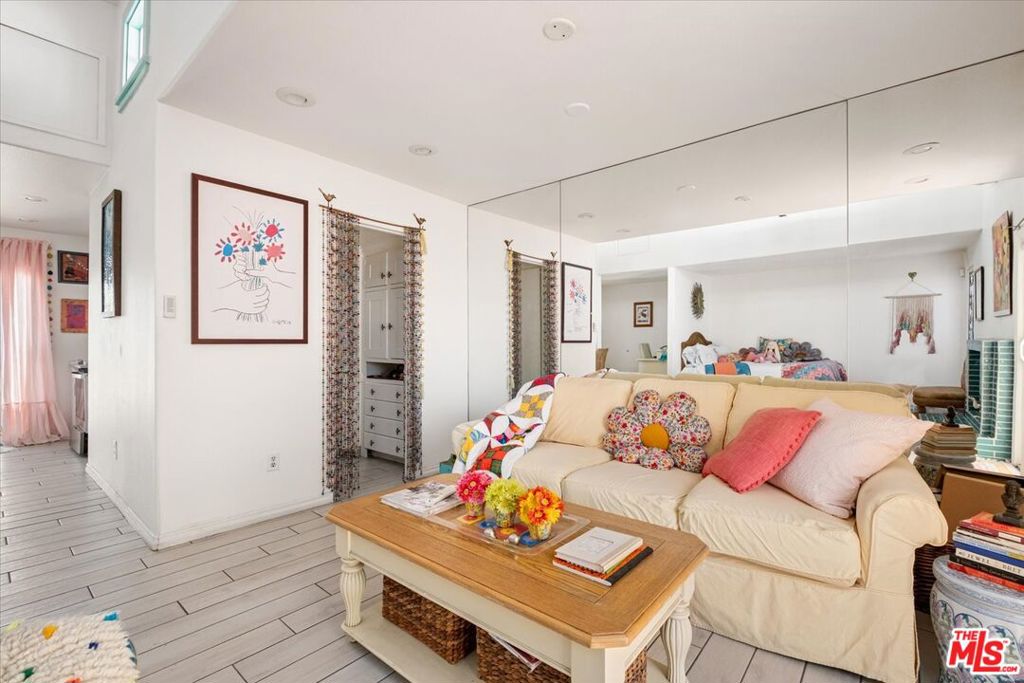 1527 Spyglass Plaza Property Photo 12