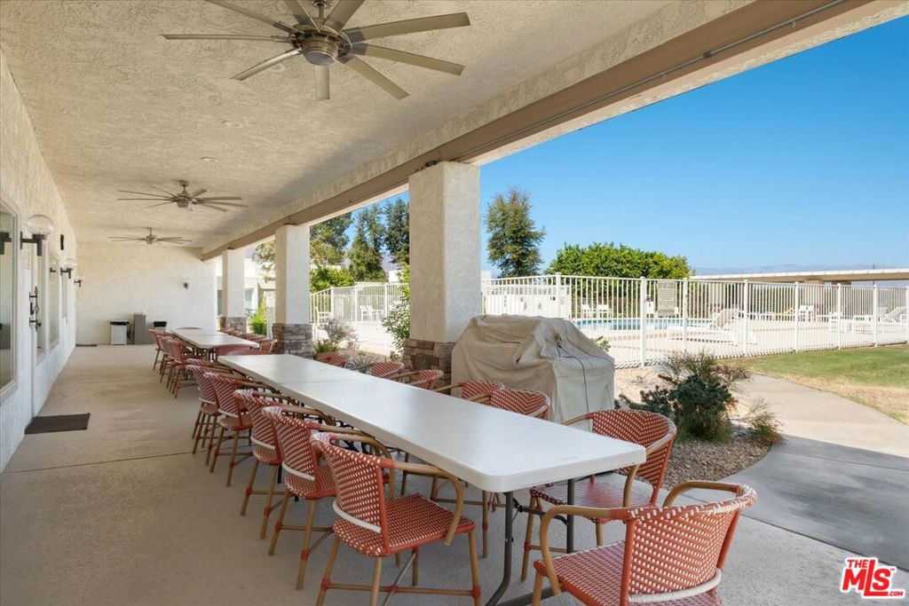 1527 Spyglass Plaza Property Photo 20