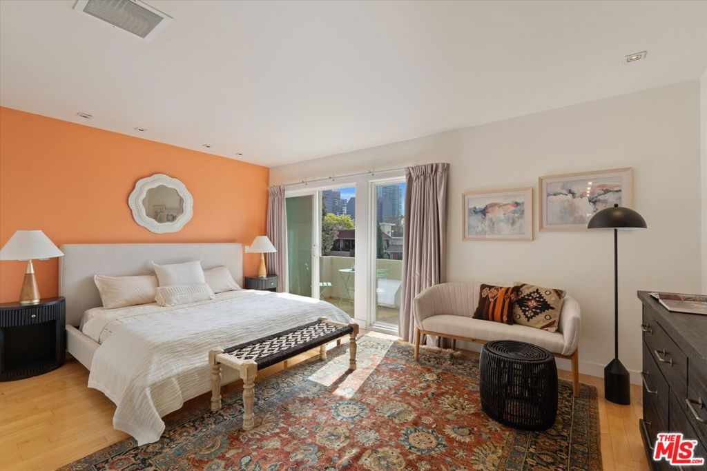 11925 Mayfield Avenue 2 Property Photo 19