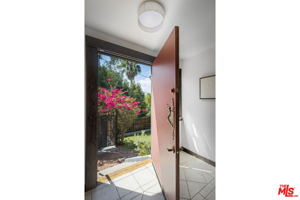 1551 Cerro Gordo Street Property Photo 17