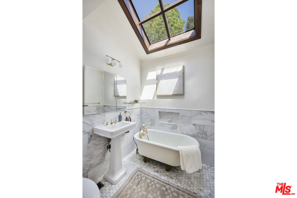 1551 Cerro Gordo Street Property Photo 36