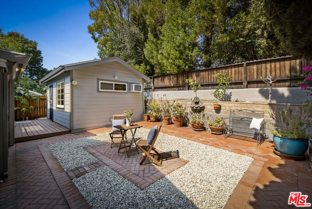 1551 Cerro Gordo Street Property Photo 46