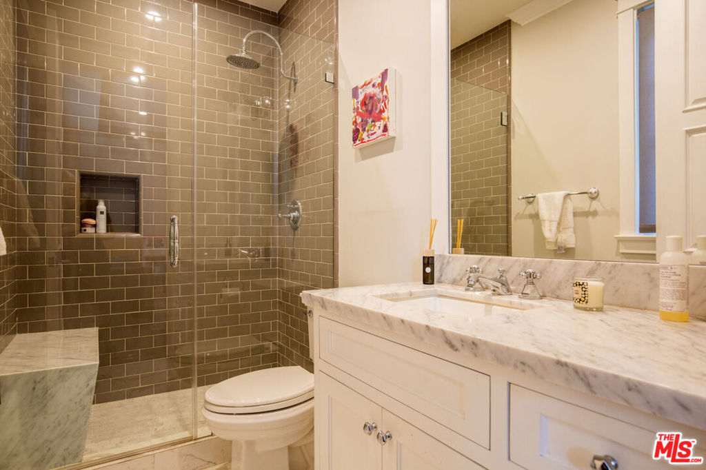 17524 Jayden Lane Property Photo 28