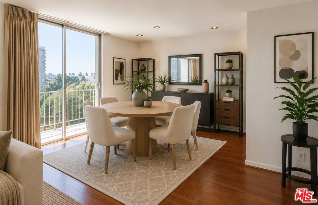 100 S Doheny Drive 711 Property Photo 12