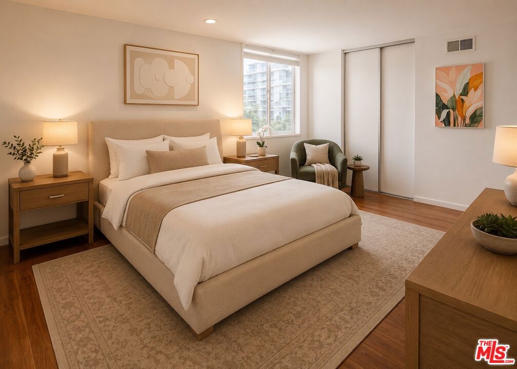 100 S Doheny Drive 711 Property Photo 20