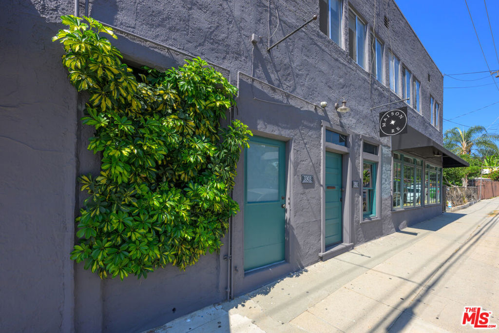 3305 Division Street Property Photo 8