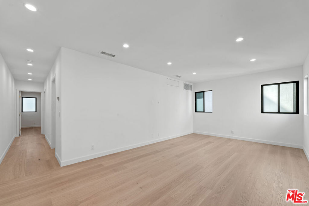 160 N Almont Drive A Property Photo 6