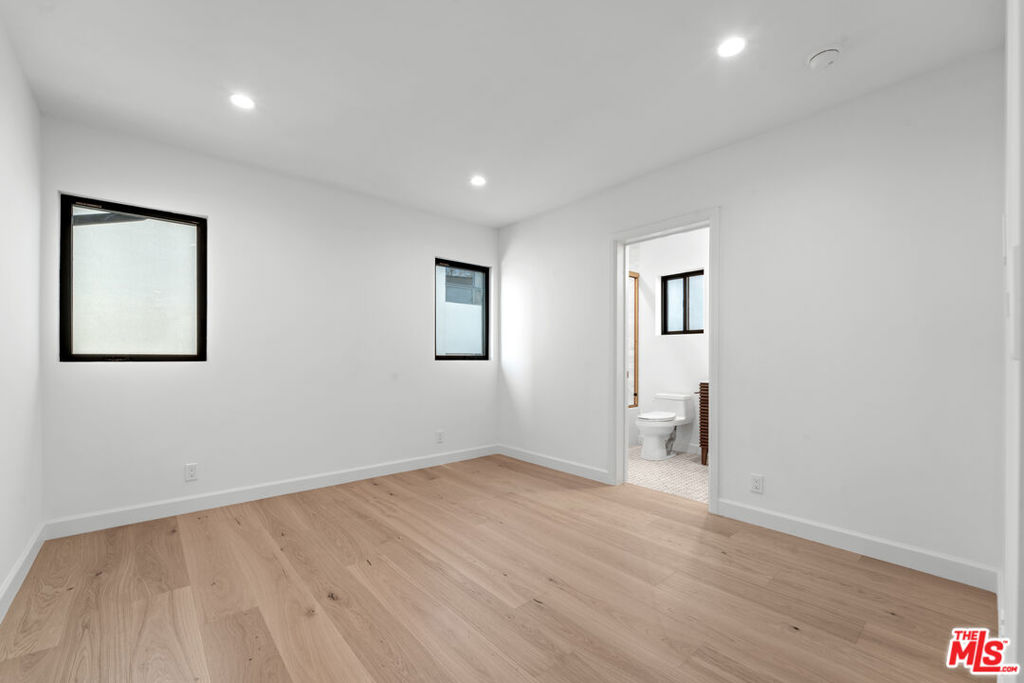 160 N Almont Drive A Property Photo 10