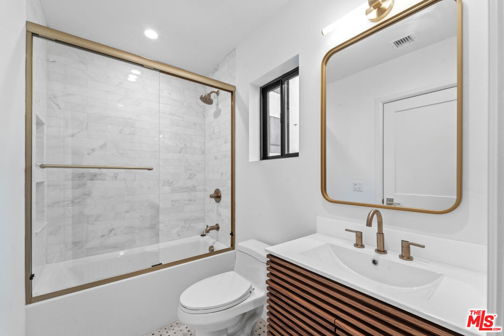 160 N Almont Drive A Property Photo 11