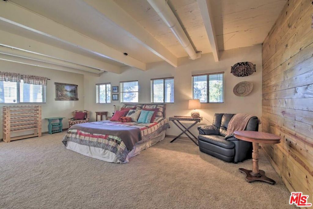 888 Grass Valley Road Property Photo 13