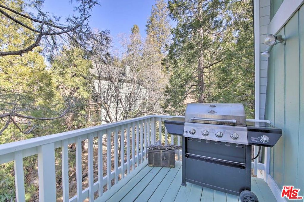 888 Grass Valley Road Property Photo 26