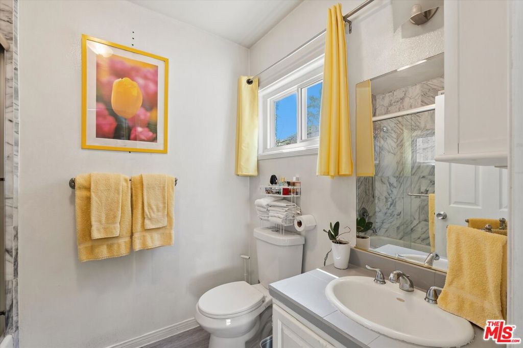 8171 Willow Glen Road Property Photo 24