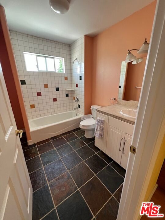 17355 Lemac Street Property Photo 28