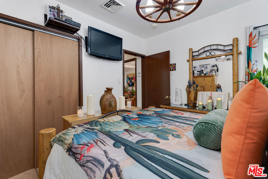 10914 S Osage Avenue Property Photo 15
