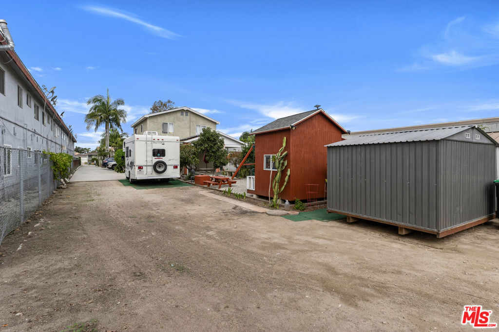 10914 S Osage Avenue Property Photo 33