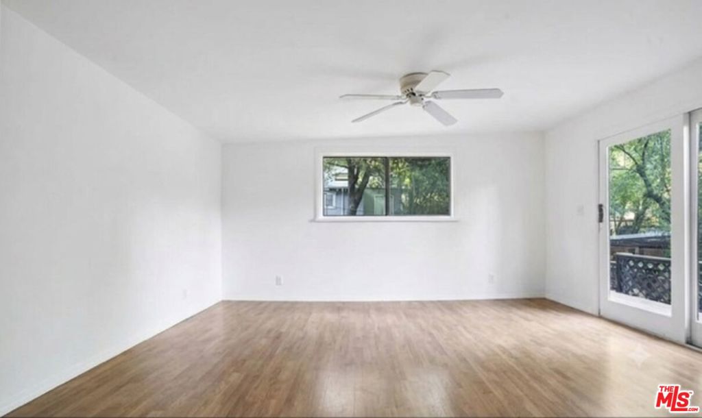 2427 Liberty Lane Property Photo 12