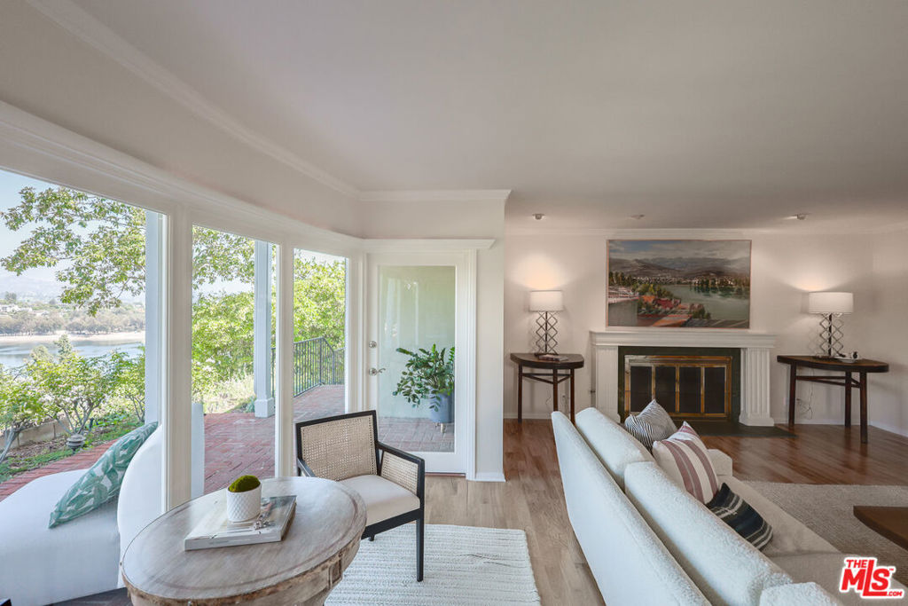 2059 Kenilworth Avenue Property Photo 14