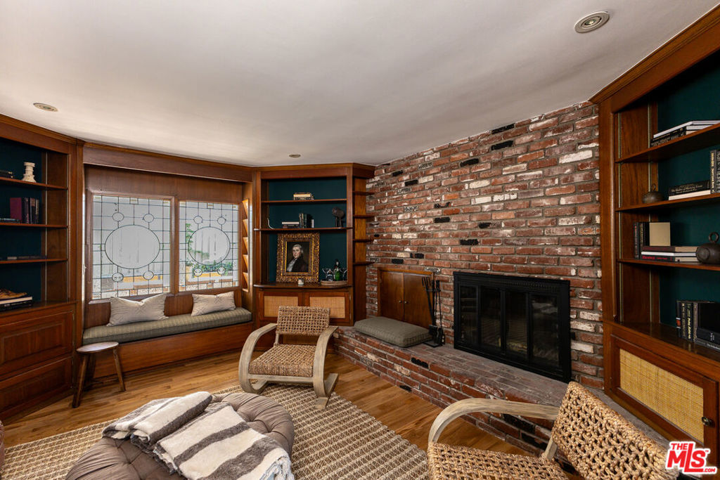 2059 Kenilworth Avenue Property Photo 19