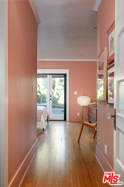 150 S Hobart Boulevard Property Photo 26