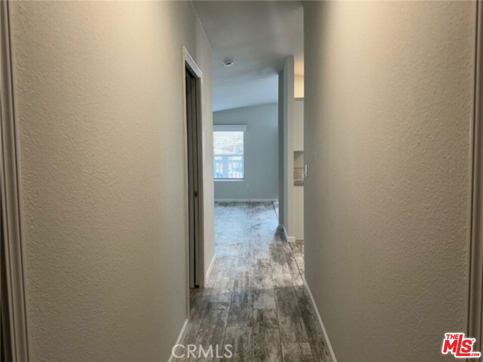 122 E Balboa Lane Property Photo 6