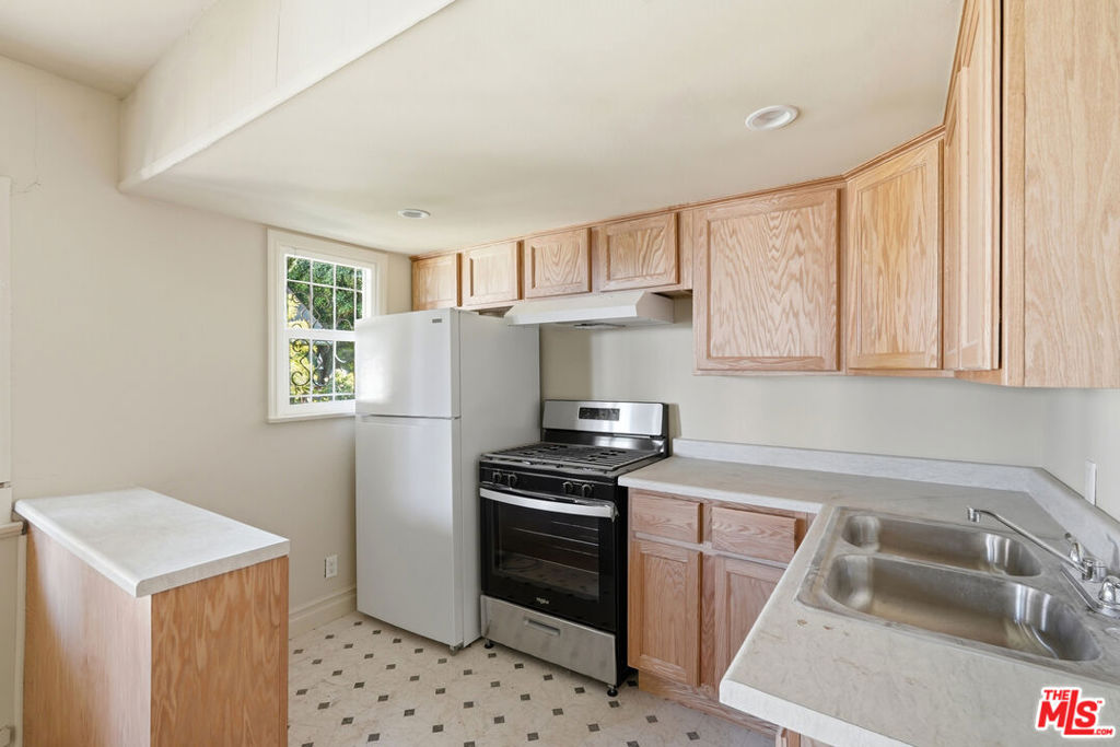 3826 Sawtelle Boulevard Property Photo 32