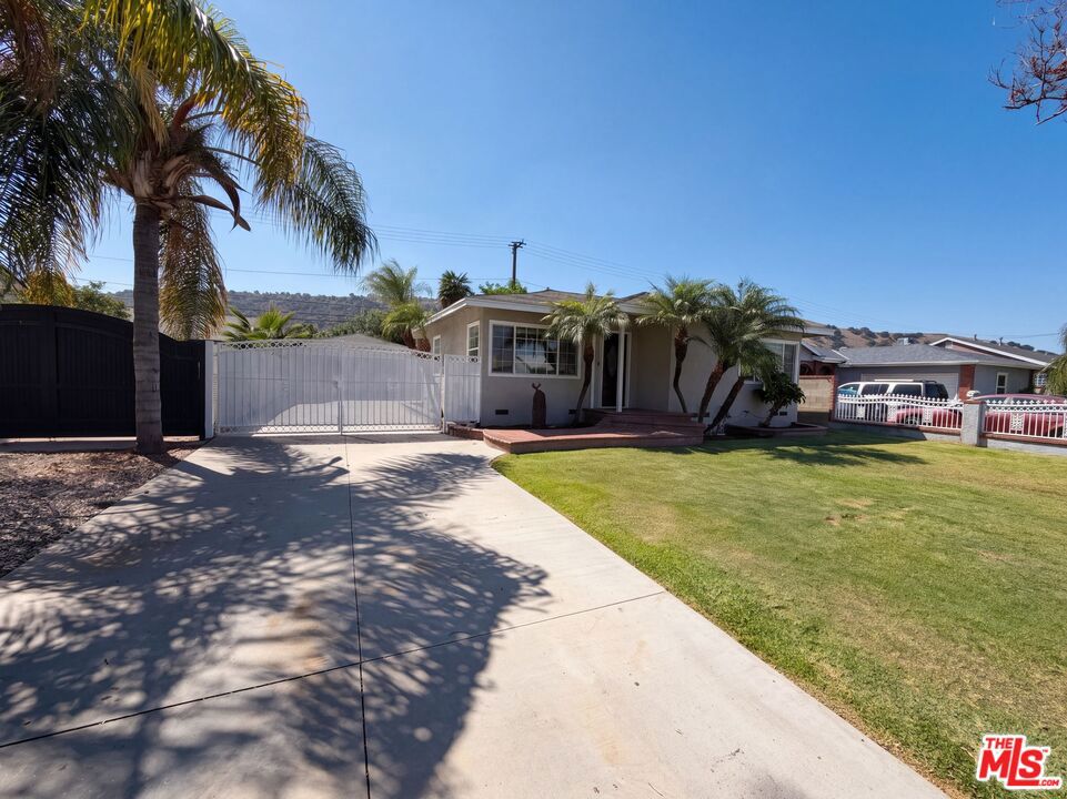 1844 Fleming Street Property Photo 1